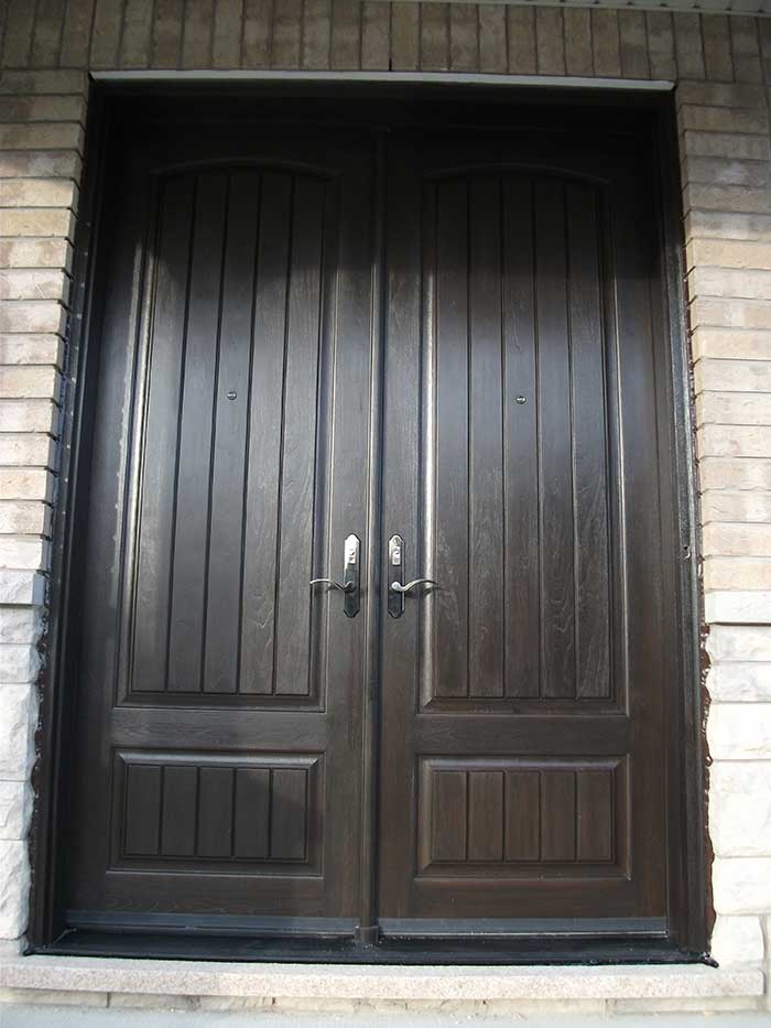 Rustic Doors, Solid Fiberglass Parliament Front Door with multi Point Locks Installed by Windows and Doors Toronto in King City Ontario
