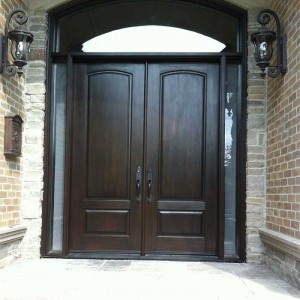 Wood grain Fibergllass Doors with 2 Side lites and Matching Arch Ransom Installed by Windows and Doors Toronto in Richmondhill Ontario