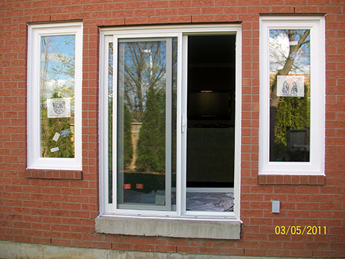 Patio door and 2 Windows in Toronto by Windows and Doors Toronto